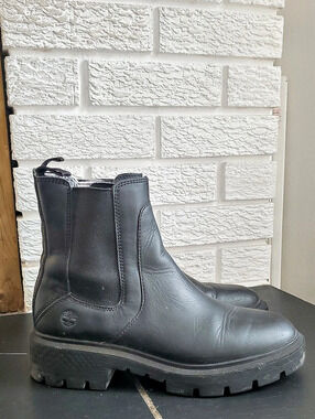 Timberland Cortina Valley Chelsea Black Leather Ankle Boots Sz 8 Gorpcore Grunge